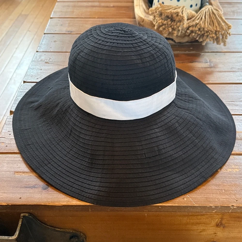 Lauren Ralph Lauren Wide Brim Sun Hat with Silk Ribbon and Silver Embossed Ring